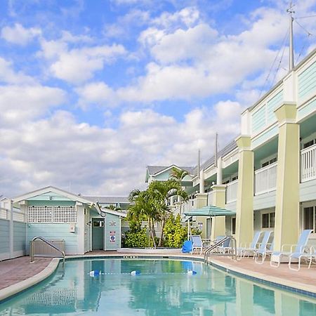 Resort Sixty-Six Holmes Beach Eksteriør bilde
